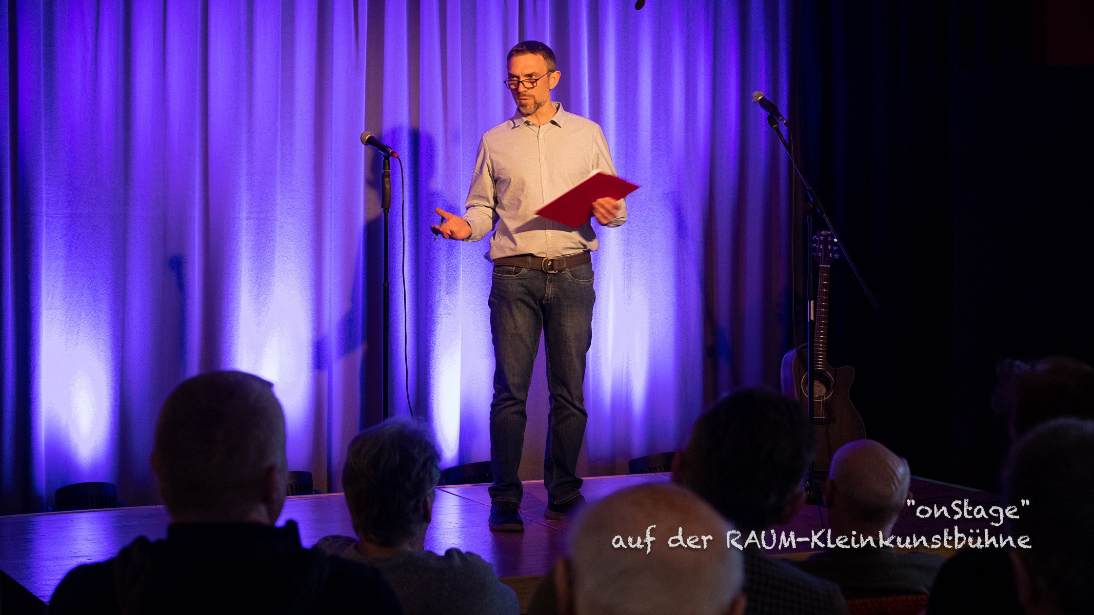 Den Anfang machte Hans Hastreiter alias Fridolin Oberhuber der Beamte für die Humorprüfung.