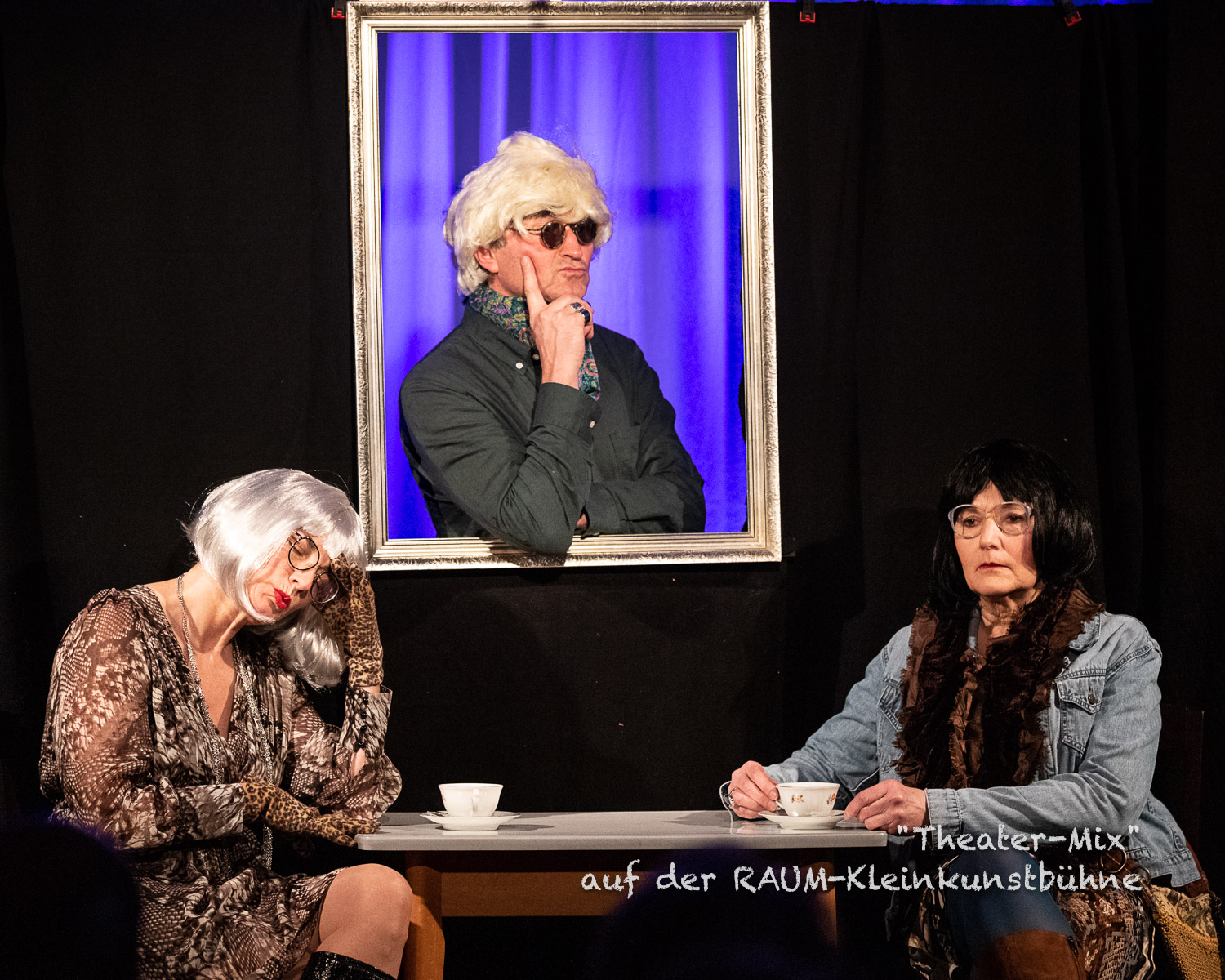 Das lebendige Portrait. Szene im Kulturcafé "Galerie 23"