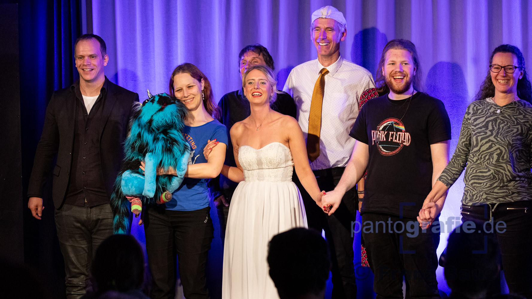 Alle Künstlerinnen beim Finale :-) Mit einer großartigen Bandbreite an diesem Abend.